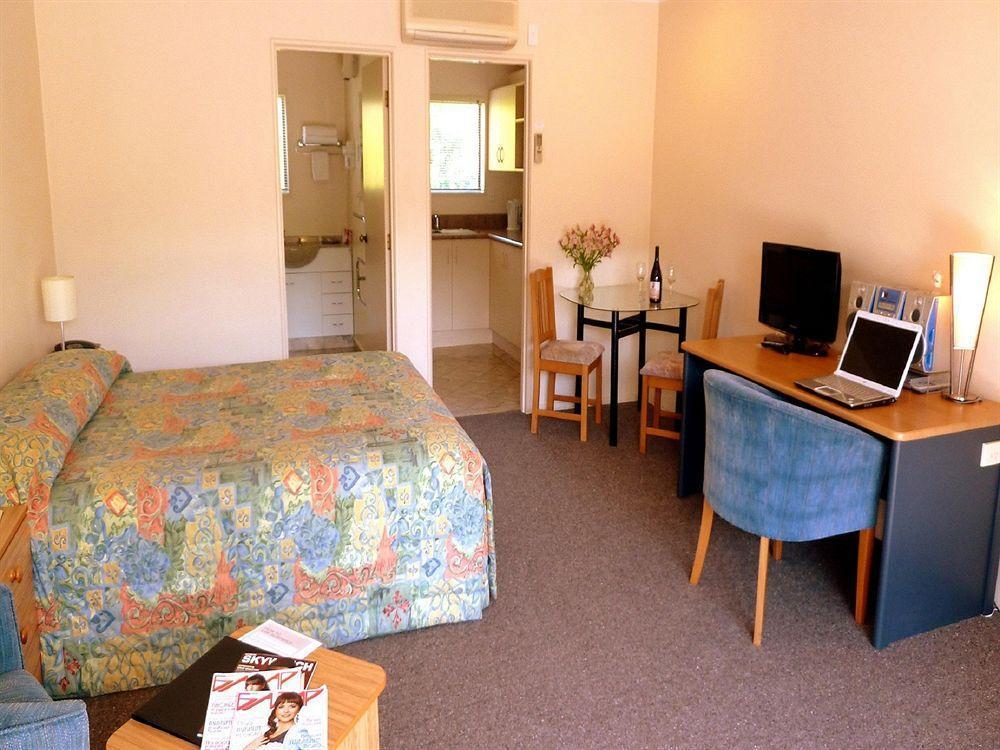 Tudor Lodge Motel Nelson Eksteriør billede
